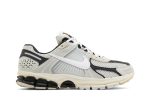 nike_air_zoom_vomero_5__supersonic__fn7649_110_0_75326.jpeg